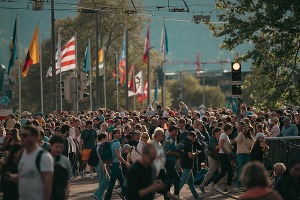 Découvrez les surprises positives de la formation en ligne pour adultes en transition de carrière