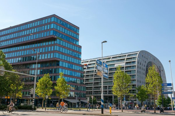 L'évolution de la radio : comment va-t-elle rivaliser avec les médias émergents ?